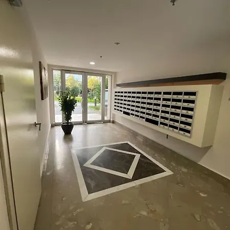 شقة عصرية تطل على الحديقة Modern With Garden View 66 Appartement